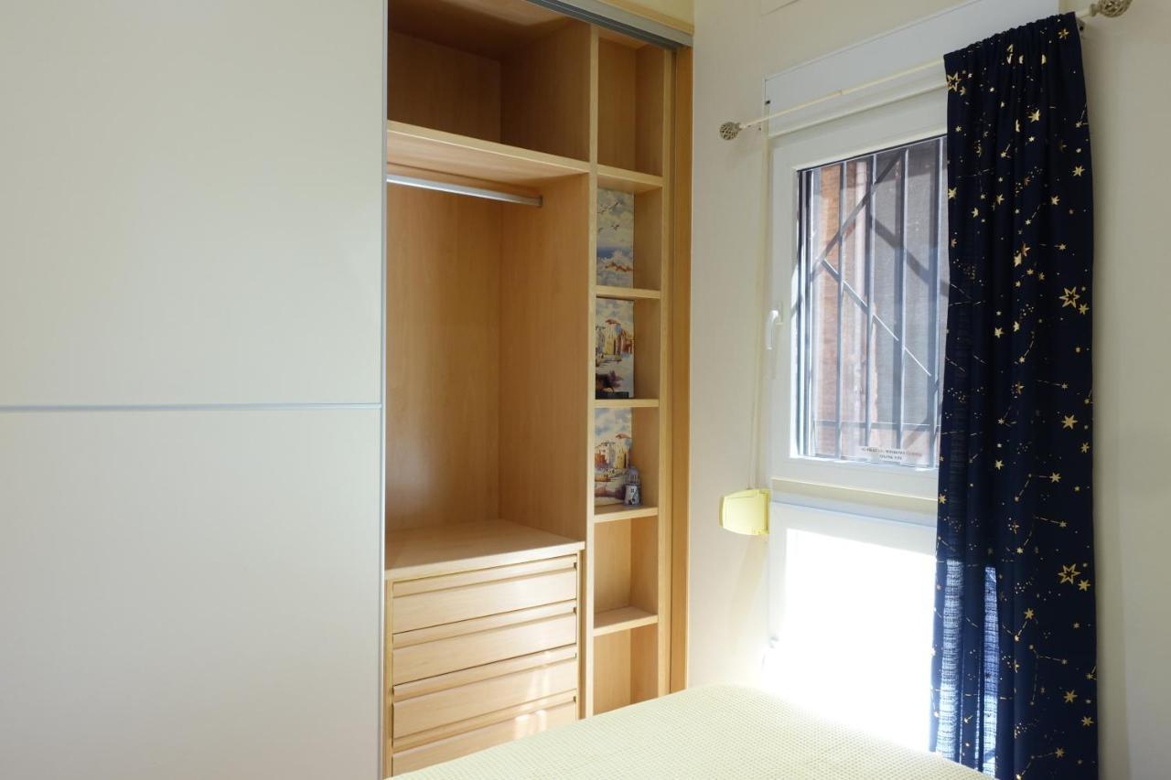 Quarto em Acomodações Particulares Rooms-shared Flat Valência